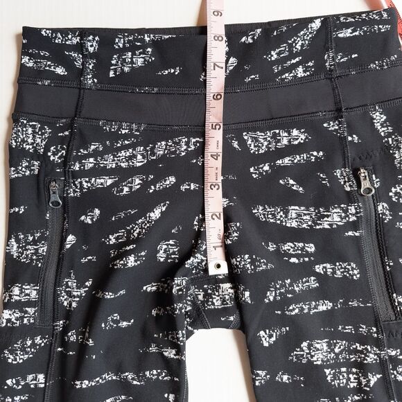 Lululemon Inspire Tight II Graf Black White/Black  7/8 Legging Womens 4 W5LFHS - Picture 6 of 16